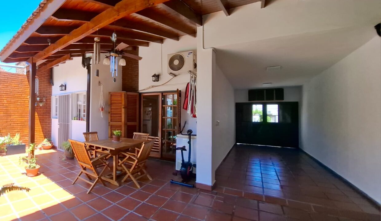 98962a2d-88fb-4b86-abad-4969f8d7b0a1