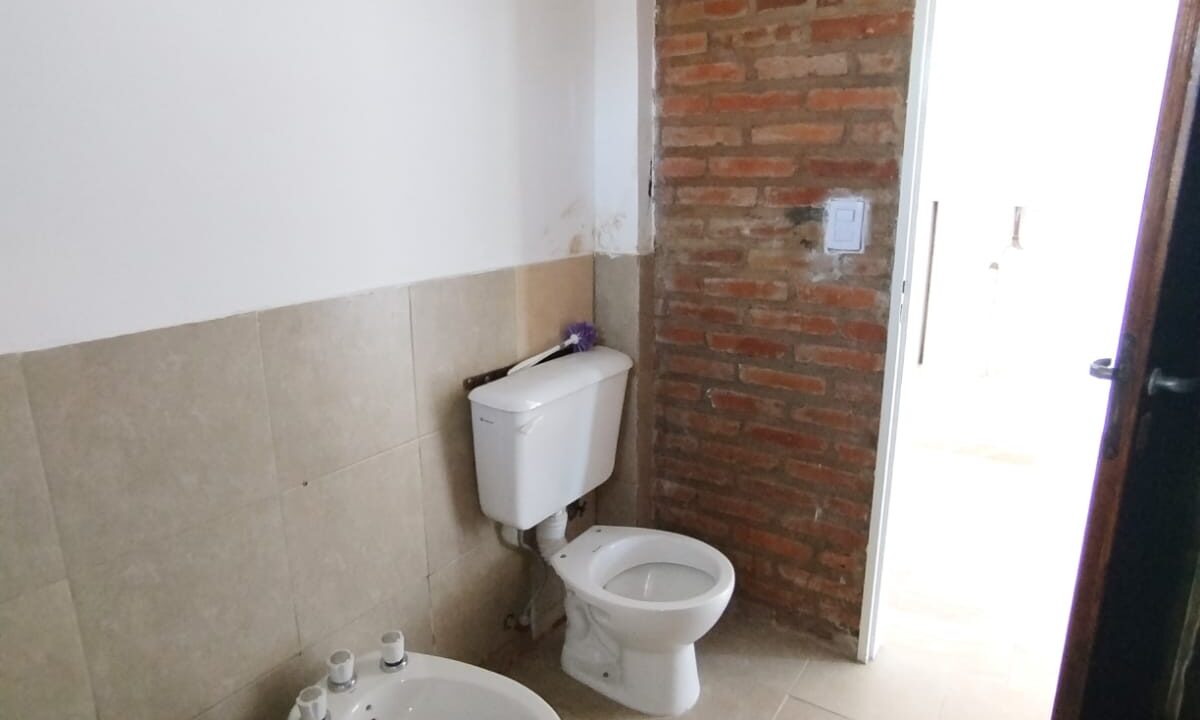 e246f1f3-c175-4fff-945b-ca90fd154b3d