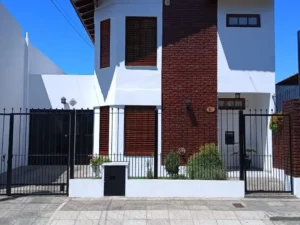 Excelente Casa en Venta en Pilar Centro