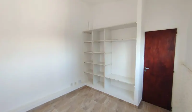 Muy lindo Departamento en Venta, ideal para inversión, bajas expensas, zona Grand Bourg Centro - Imagen 12